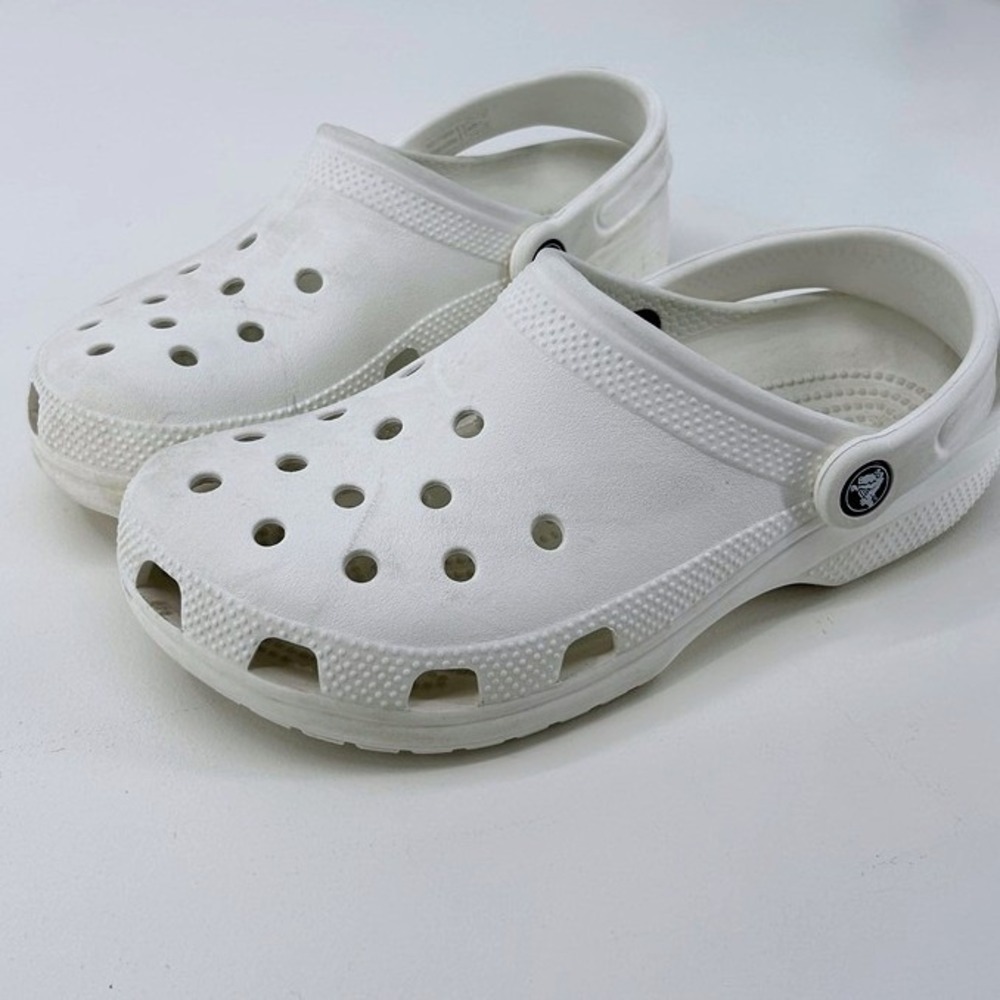 Crocs Classic Clogs White Unisex Slip On Comfort Shoes Mens 6 Womens 8